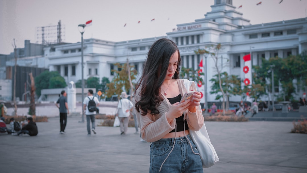 Rahasia Hilangnya Akun Instagram Rizky Billar: Apa yang Terjadi?